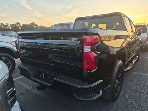 Used 2022 Chevrolet Silverado 1500 Custom w/ LPO, Dark Essentials Package AWD/4WD image 3