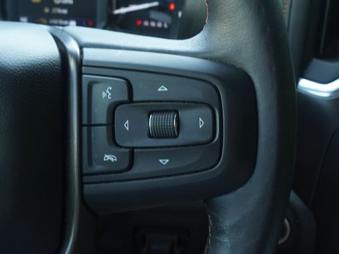 Used 2022 GMC Sierra 2500 AT4 w/ AT4 Preferred Package AWD/4WD image 17