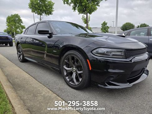Used 2019 Dodge Charger R/T RWD image 10