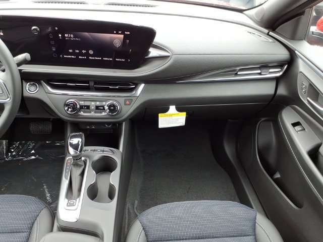New 2026 Buick Envista Sport Touring w/ Convenience I Package FWD image 18
