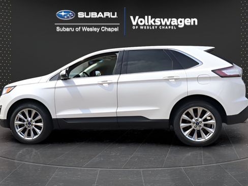 Used 2017 Ford Edge Titanium w/ Equipment Group 301A FWD image 5