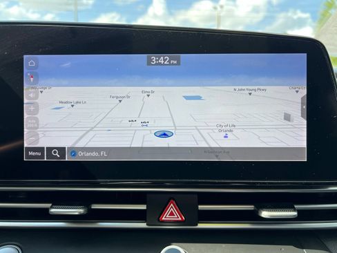 Used 2023 Hyundai Elantra Limited FWD image 35