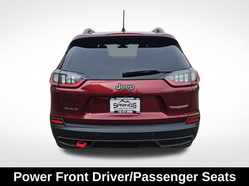 Used 2019 Jeep Cherokee Trailhawk image 9
