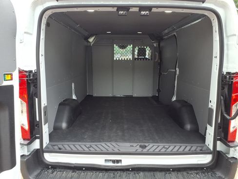 Used 2025 Ford Transit 150 Low Roof RWD image 11