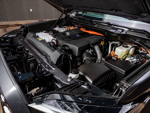 Used 2026 Toyota Sequoia Platinum image 40