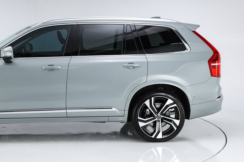 Used 2025 Volvo XC90 B6 Ultra w/ Protection Package AWD/4WD image 4