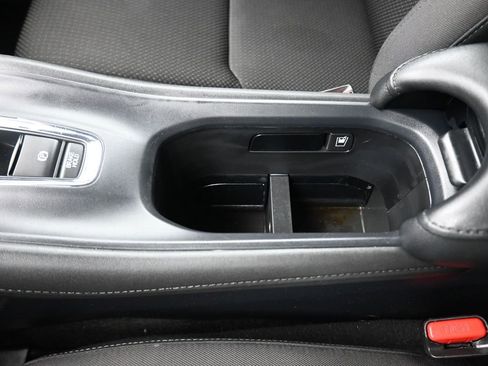 Used 2022 Honda HR-V EX image 22