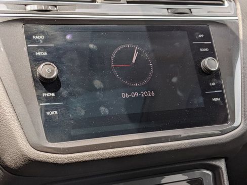Certified 2023 Volkswagen Tiguan SE AWD/4WD image 16