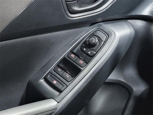 Certified 2025 Subaru Crosstrek 2.0i Premium image 25