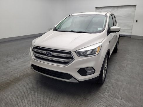 Used 2017 Ford Escape SE image 15
