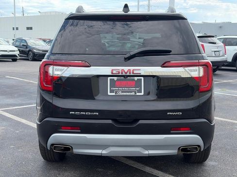 Used 2023 GMC Acadia SLT AWD/4WD image 6