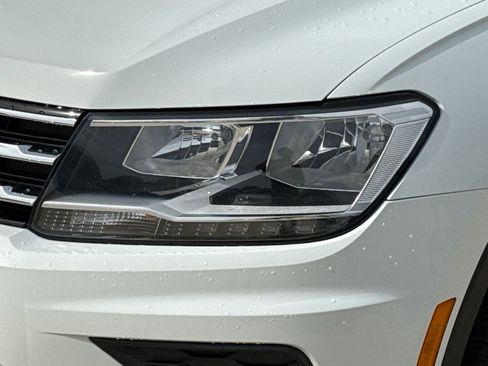 Used 2019 Volkswagen Tiguan S w/ Driver Assistance Package AWD/4WD image 4