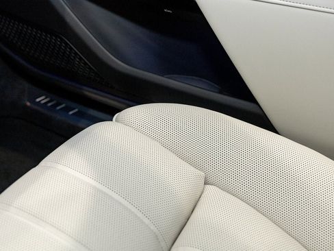 New 2026 BMW 760i xDrive w/ Executive Package image 23