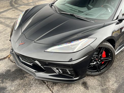 Used 2024 Chevrolet Corvette Stingray Preferred Cpe w/ Stealth Interior Trim Package image 9