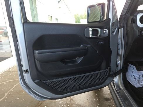 Used 2021 Jeep Wrangler Unlimited Islander w/ Uconnect 4C Nav & Sound Group image 37