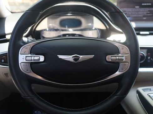 Used 2023 Genesis GV70 2.5T w/ Select Package AWD/4WD image 12