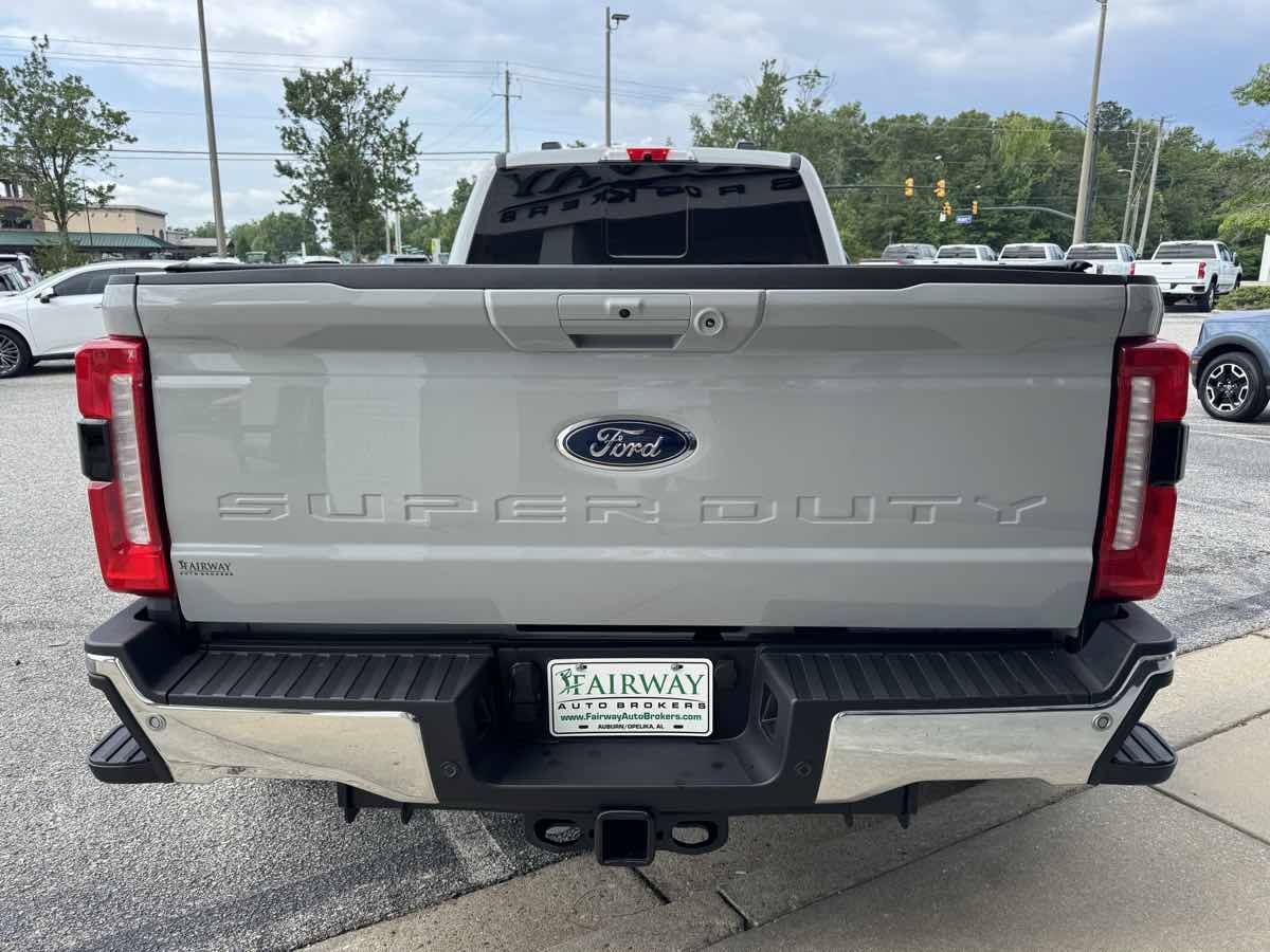 Used 2026 Ford F450 Lariat w/ Lariat Ultimate Package AWD/4WD image 7