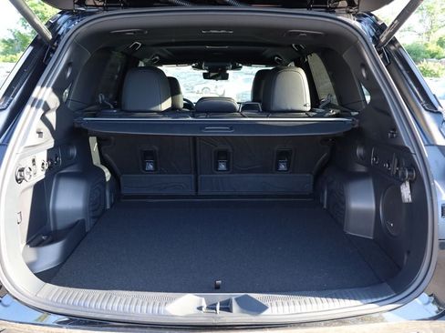 New 2026 Subaru Forester Touring w/ Touring Hybrid Package AWD/4WD image 7