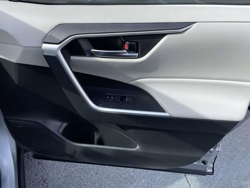 Used 2023 Toyota RAV4 XLE Premium image 47