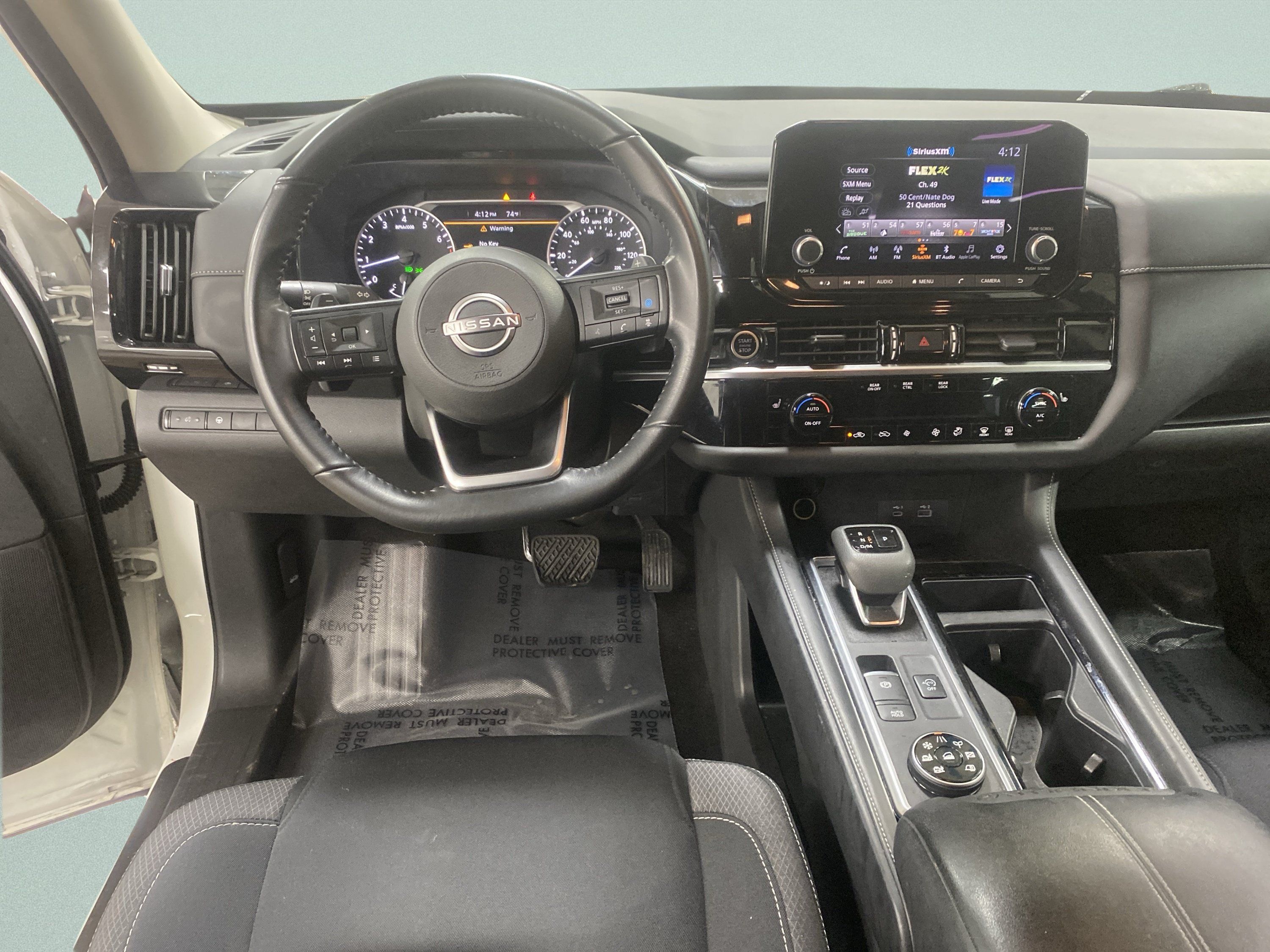 Used 2024 Nissan Pathfinder SV w/ Black Appearance Package AWD/4WD image 20