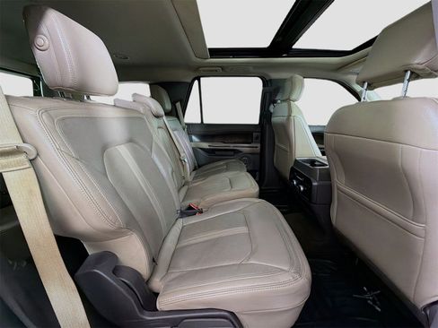 Used 2019 Ford Expedition Limited w/ Equipment Group 302A image 31