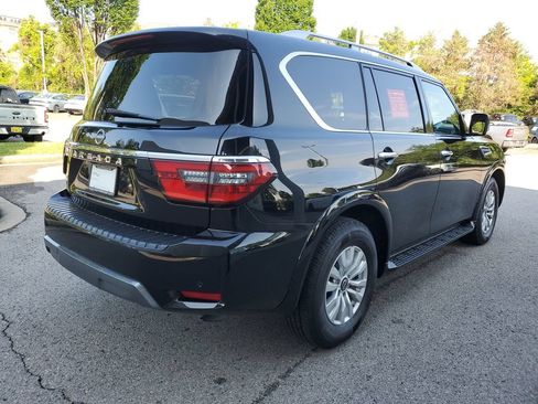 Certified 2024 Nissan Armada SV RWD image 4