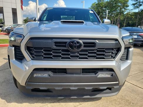 Used 2024 Toyota Tacoma TRD Sport RWD image 11