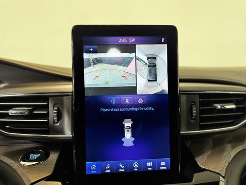 Used 2022 Ford Explorer Platinum image 22