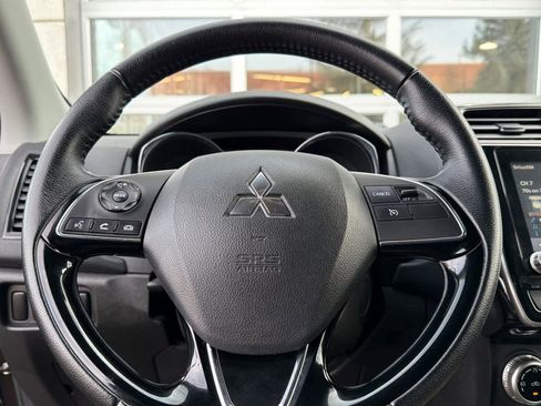 Used 2024 Mitsubishi Outlander Sport SE image 25