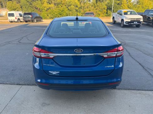 Used 2017 Ford Fusion S image 5