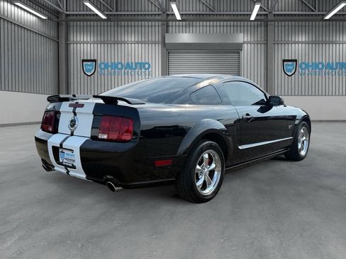 Used 2006 Ford Mustang GT RWD image 8