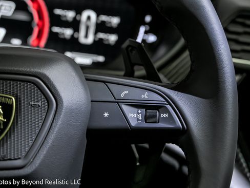 Used 2024 Lamborghini Urus Performante image 29