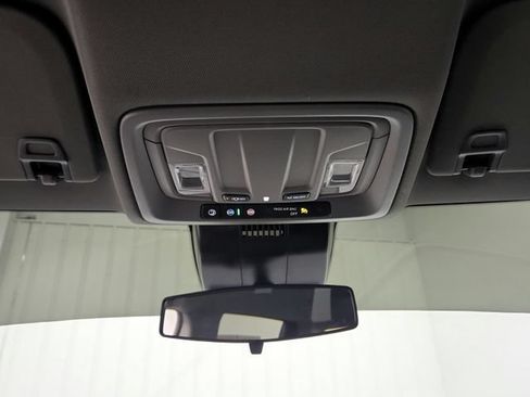 Used 2025 Chevrolet Silverado 1500 RST w/ Redline Edition AWD/4WD image 33
