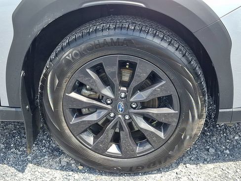 Used 2025 Subaru Outback Onyx Edition XT AWD/4WD image 11
