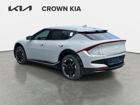 New 2026 Kia EV6 Wind RWD image 7