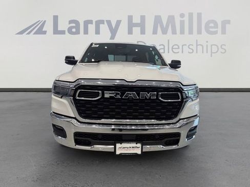 New 2026 RAM 1500 Big Horn AWD/4WD image 8