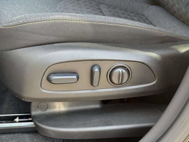 Used 2024 Chevrolet Equinox LT AWD/4WD image 12