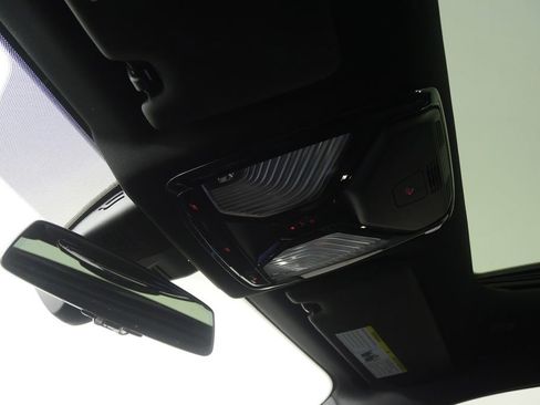 Used 2024 BMW M2 Base w/ Lighting Package image 19