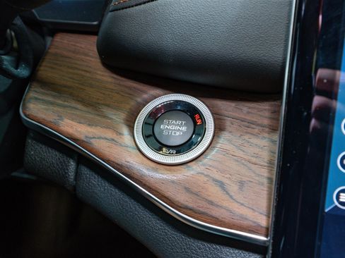 Used 2023 Jeep Grand Cherokee Summit w/ High Altitude Package image 29