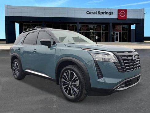 New 2026 Nissan Pathfinder Platinum w/ Cargo Package AWD/4WD image 7
