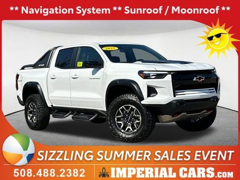 Used 2025 Chevrolet Colorado ZR2 w/ Technology Package AWD/4WD image 1