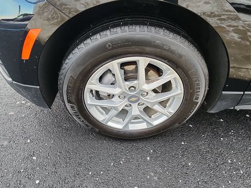 Used 2023 Chevrolet Equinox LS w/ LS Convenience Package image 12