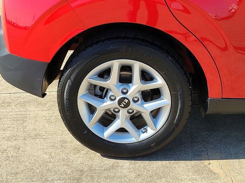 Used 2020 Kia Soul S image 7