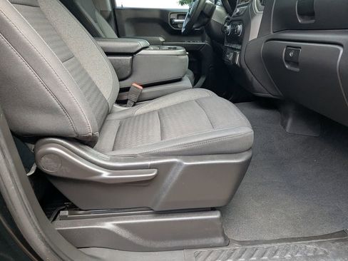 Certified 2022 Chevrolet Silverado 1500 Custom Trail Boss AWD/4WD image 18