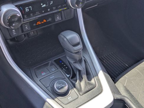 Used 2024 Toyota RAV4 XLE w/ Convenience Package AWD/4WD image 10