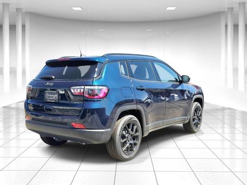New 2026 Jeep Compass Latitude AWD/4WD image 3