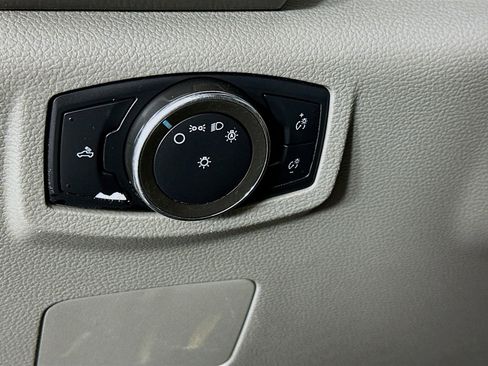 Used 2022 Ford F350 XLT image 11