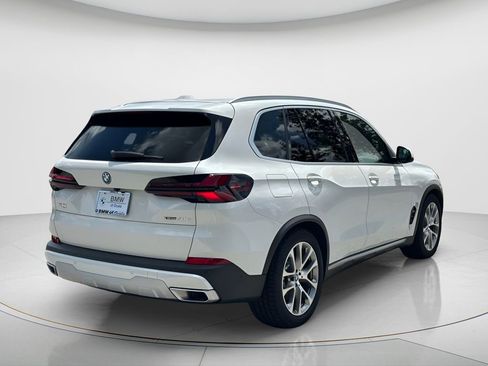 Certified 2024 BMW X5 xDrive50e w/ Premium Package AWD/4WD image 5