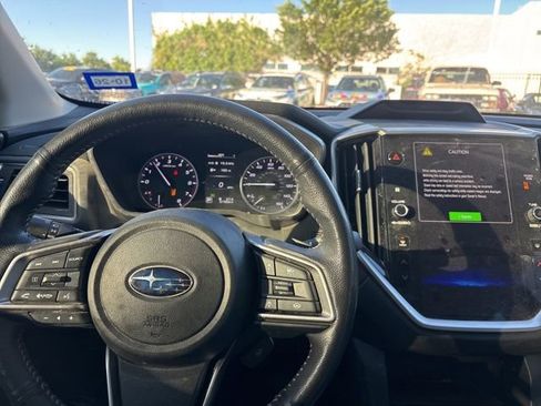 Used 2023 Subaru Ascent Limited image 10