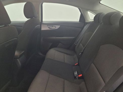 Used 2024 Kia Forte LX FWD image 18